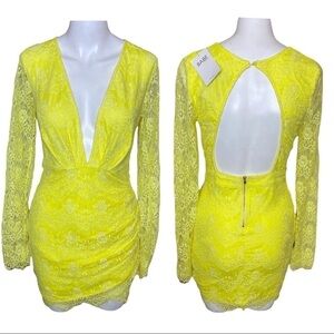 XTeran Kerry Dress Bright Yellow Plunging Size M